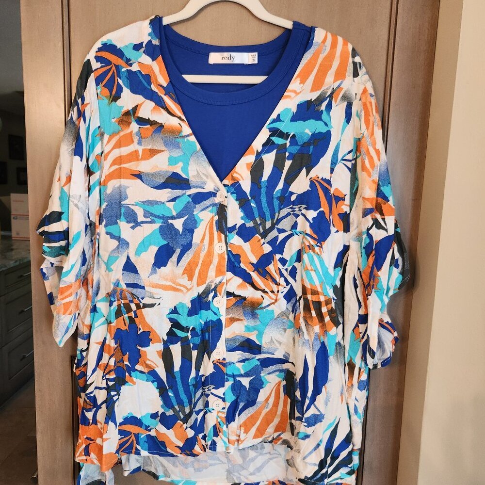 Two Pieces! Beautiful Button Down Top & Matching Tank Both in 3x - Never Worn